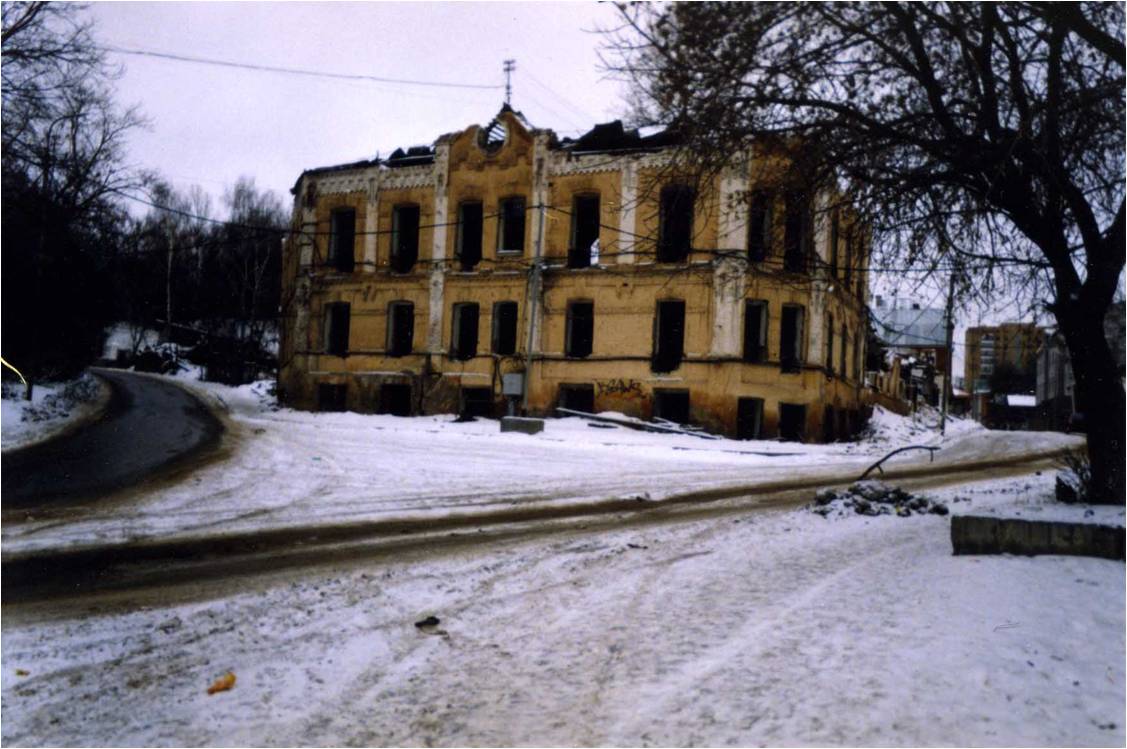 В этом здании по улице Некрасова 17 мая 1919 года была открыта первая детская библиотека Татарстана